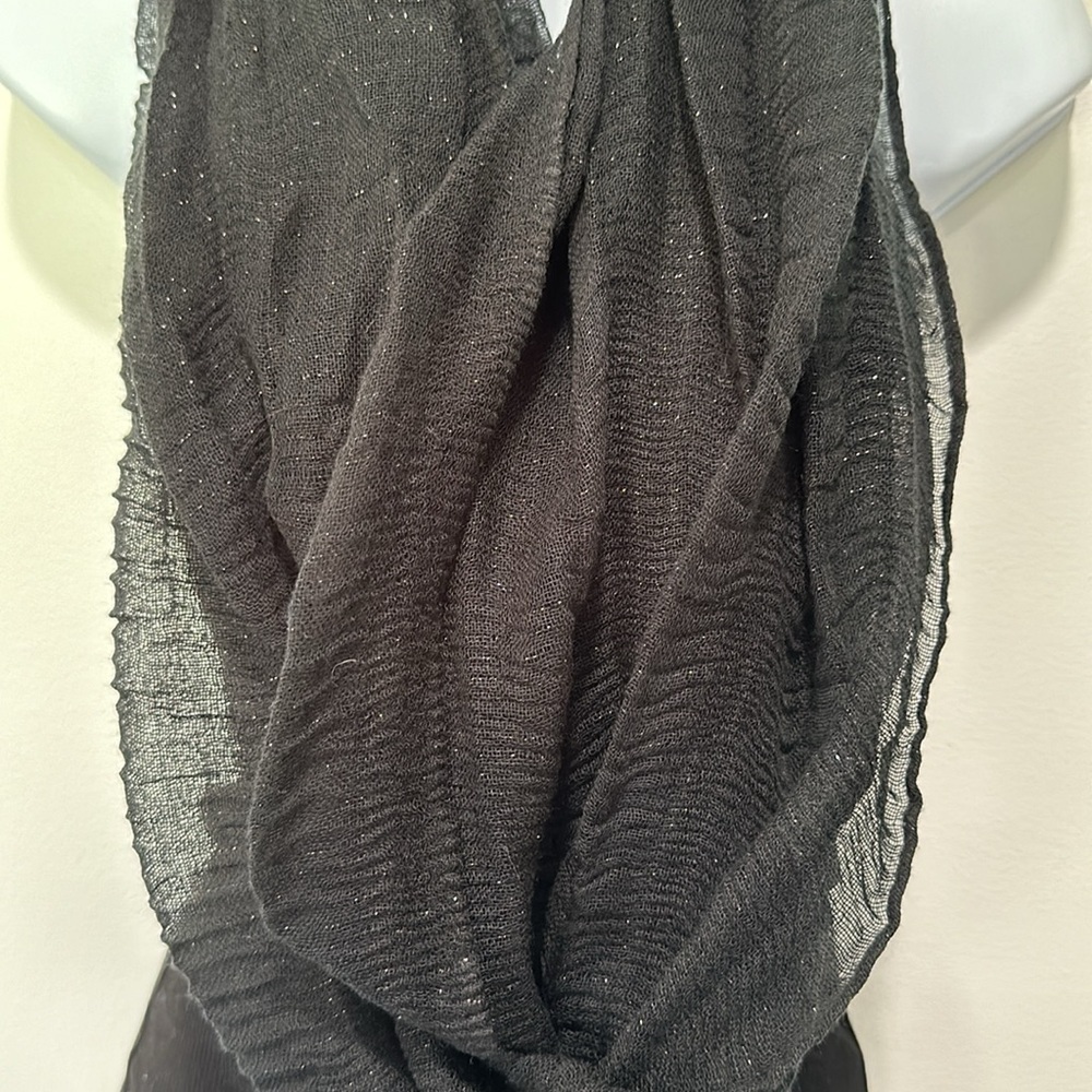 Infinity scarf - Picture 3 of 3